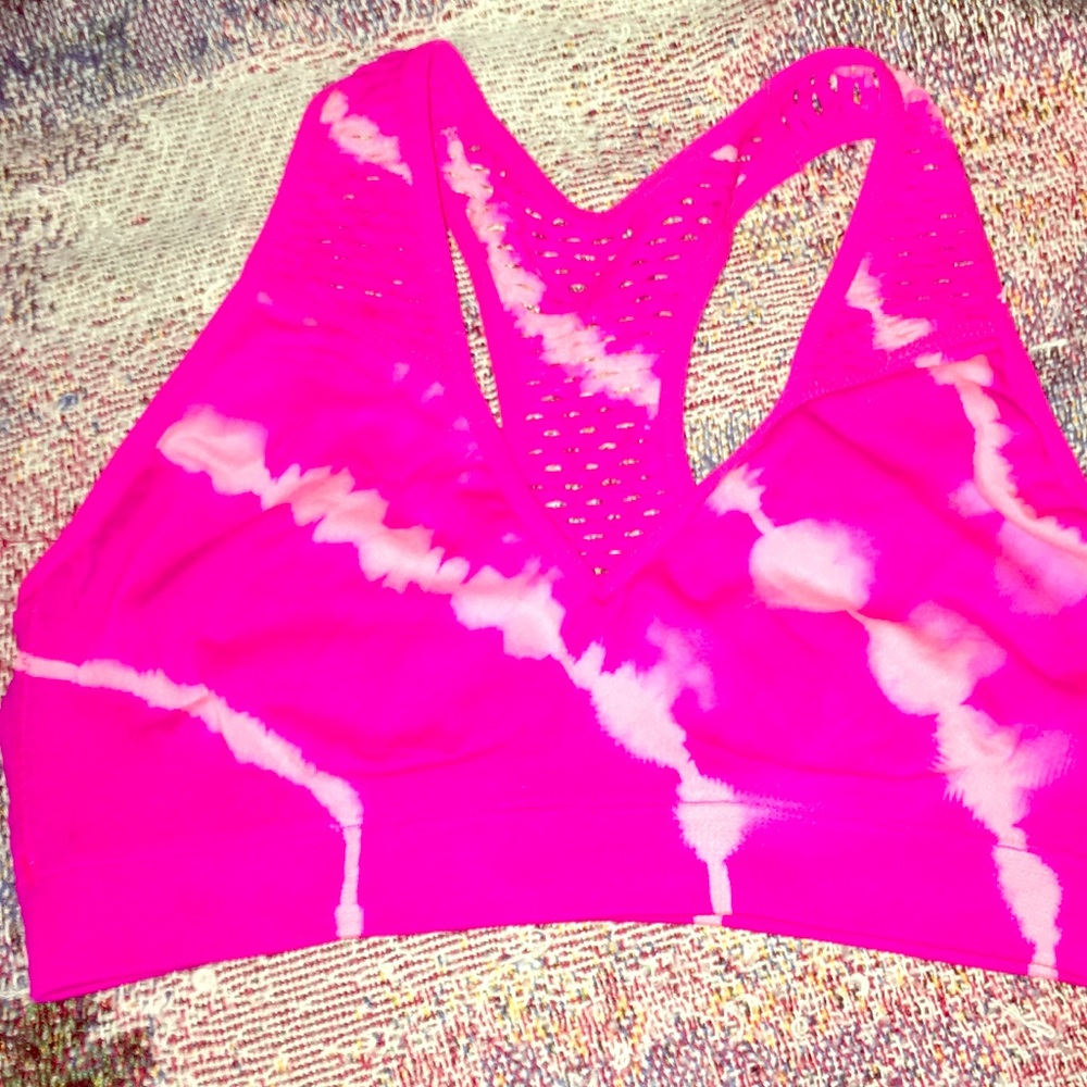 NWOT Victoria Secret Sports Bra